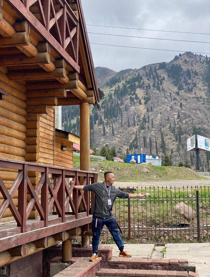 Hostel Shymbulak Алмати Екстер'єр фото