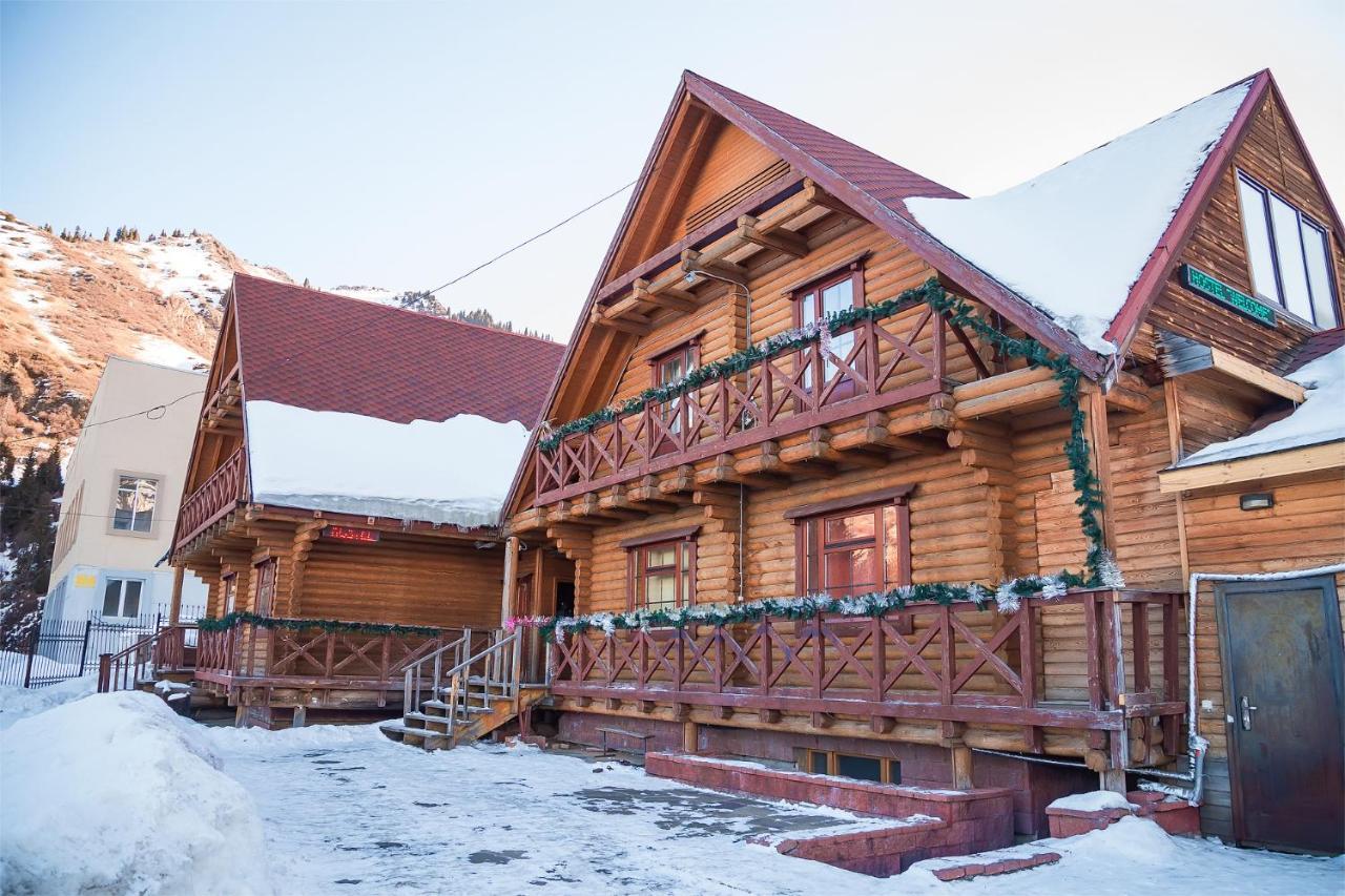 Hostel Shymbulak Алмати Екстер'єр фото